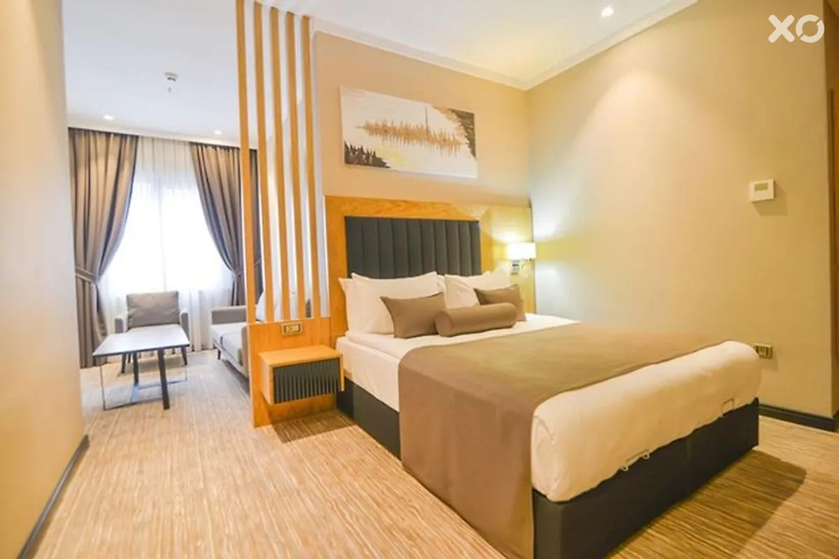 Mayi Hotel