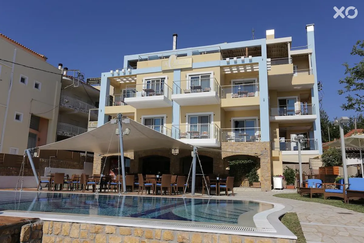 Almira Hotel