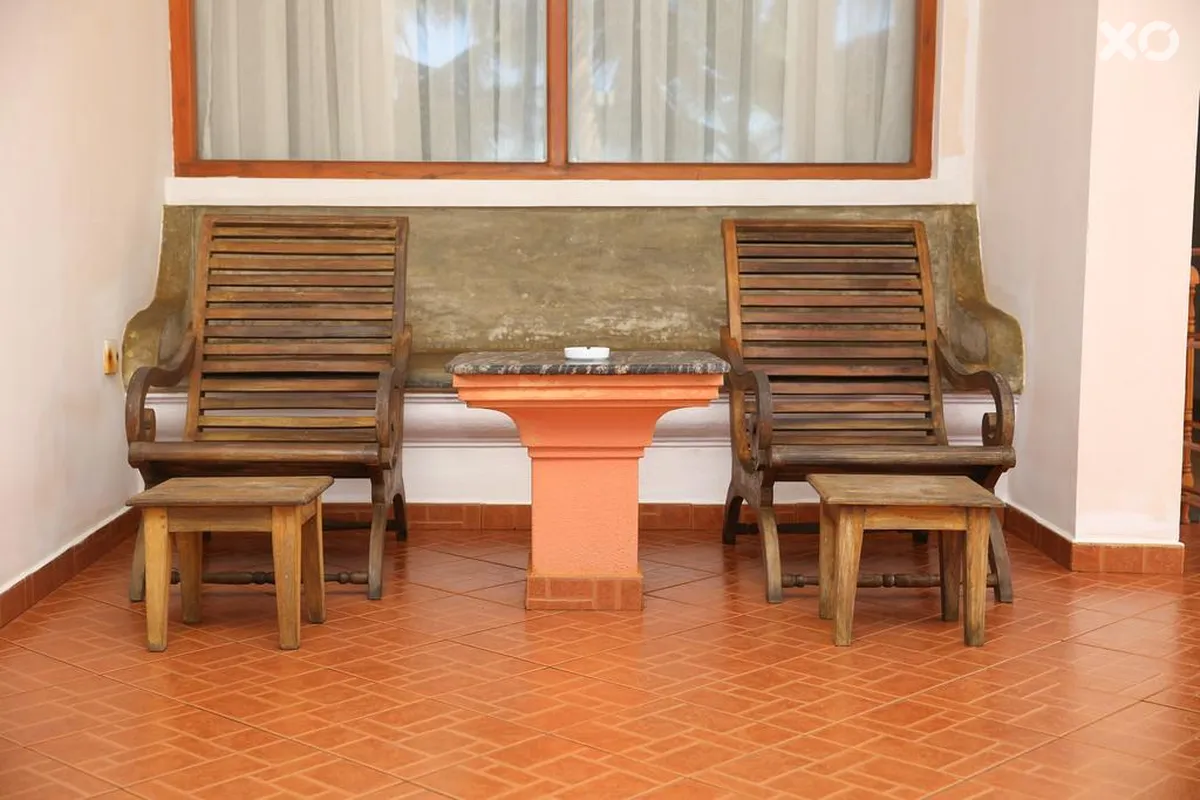 Oasey Beach Hotel