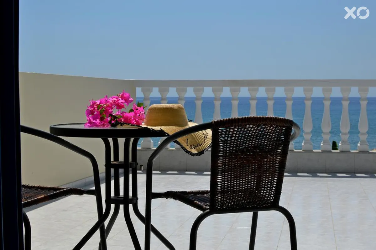 Kamari Beach Hotel