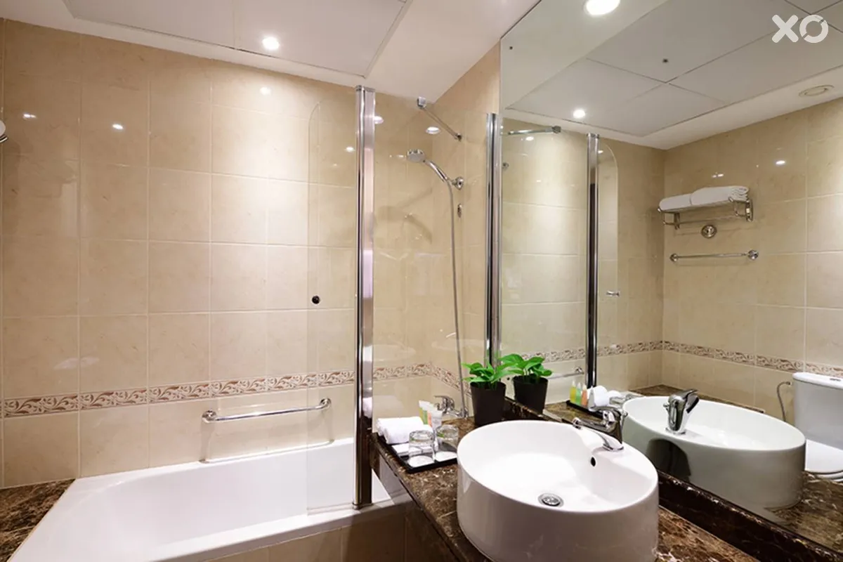 Majestic City Retreat Hotel