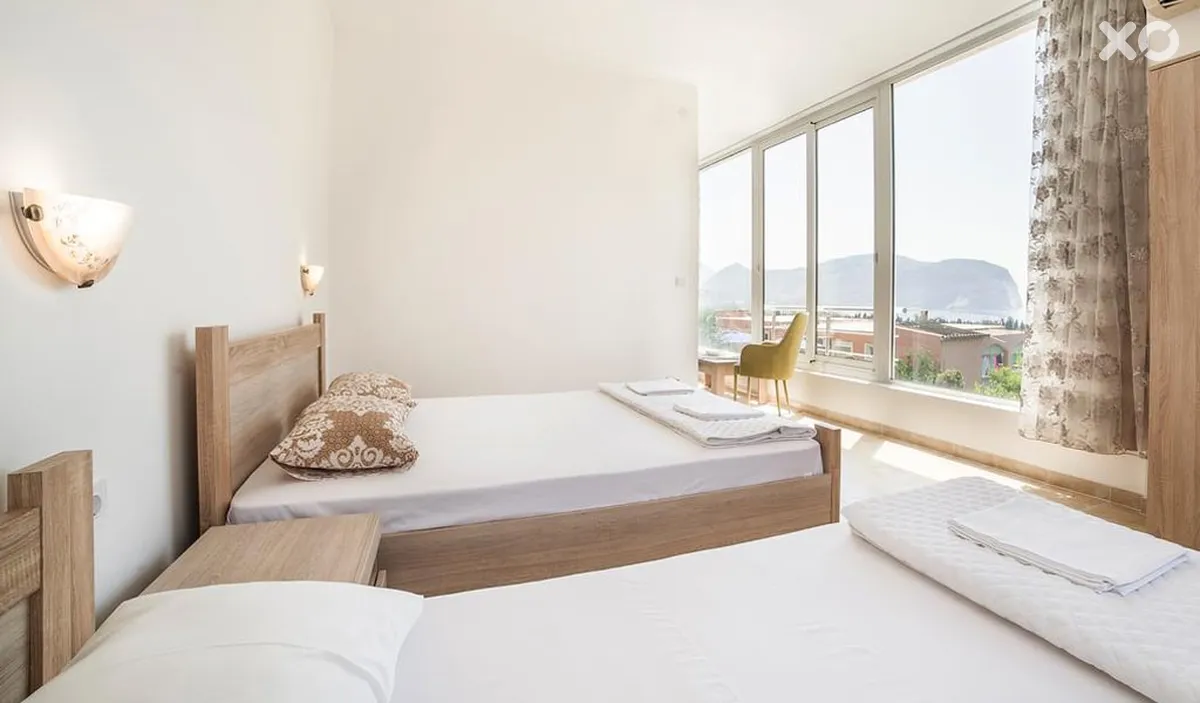 Jovicevic Pool Villa