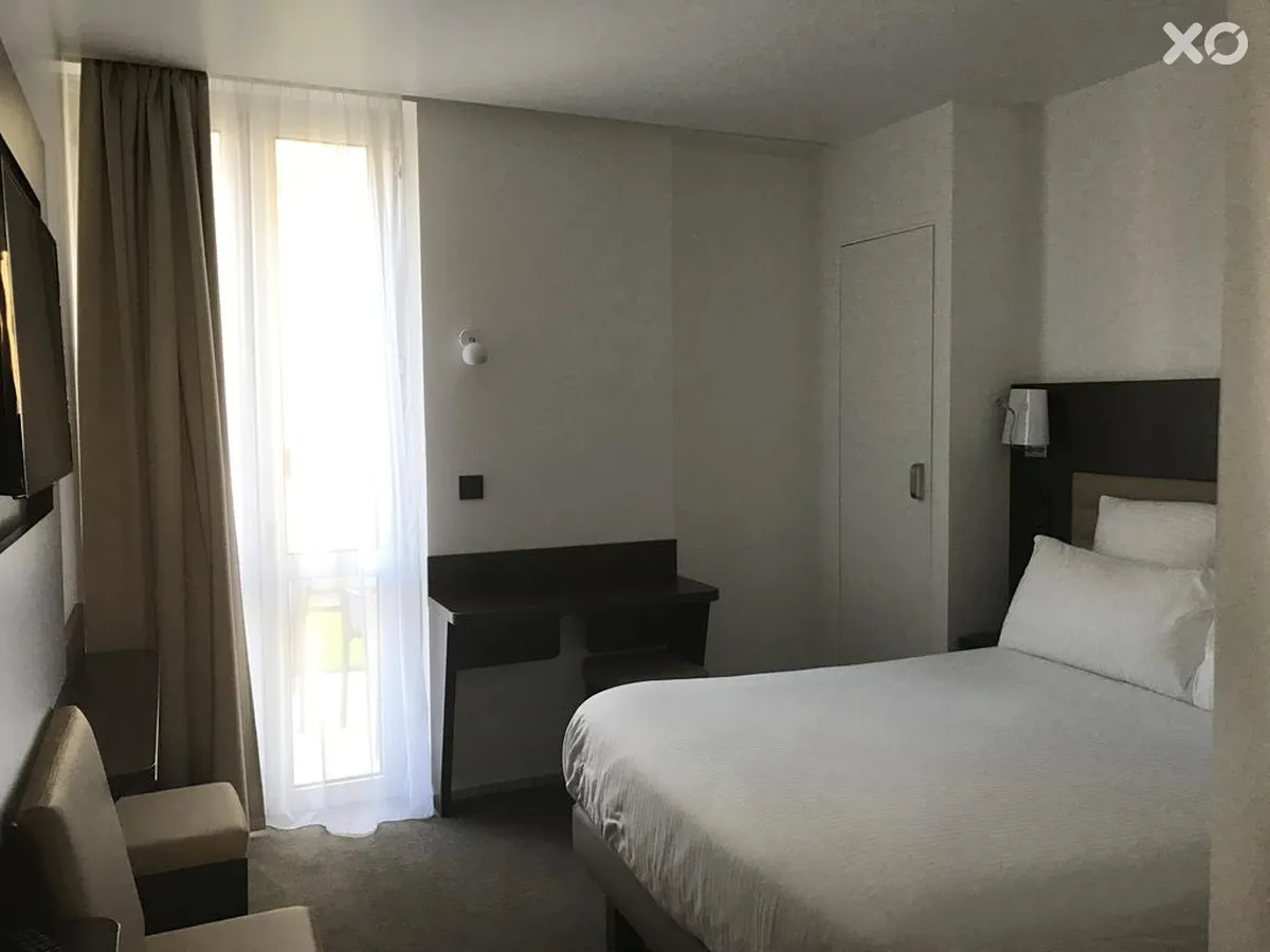 Monsigny Hotel