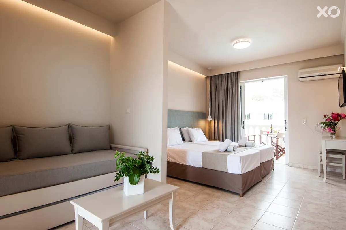 Ilios Hotel