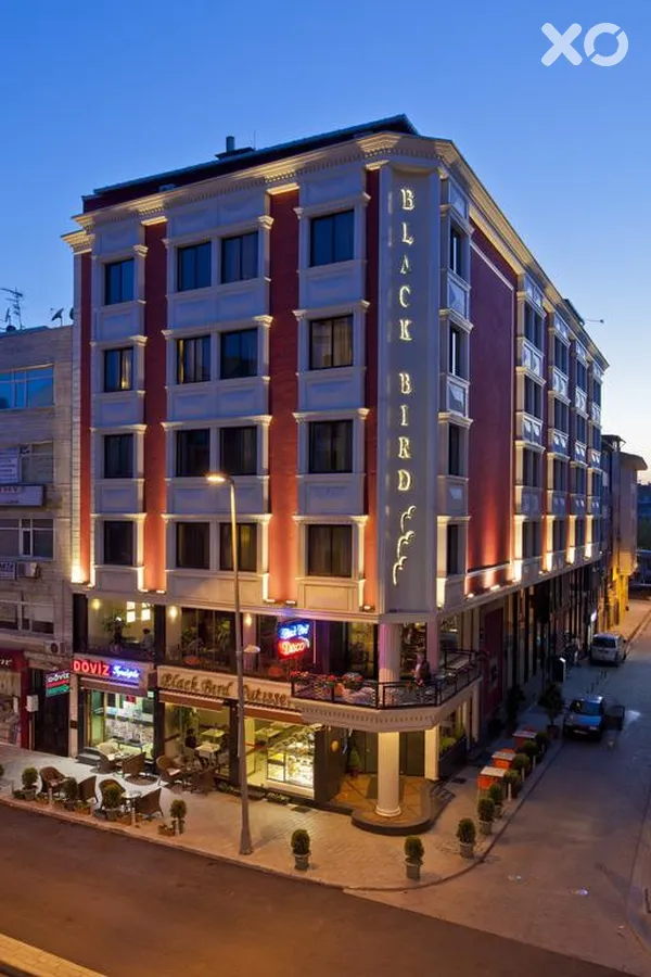 Black Bird Hotel