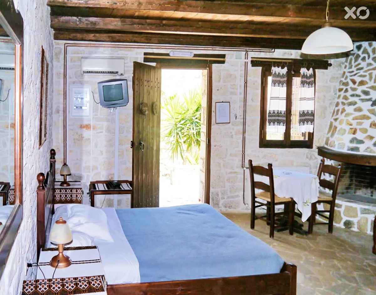 Petrino Horio (Stone Village)