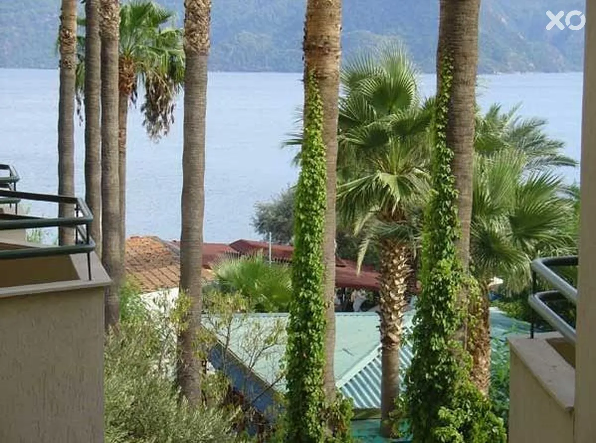 Amos Hotel