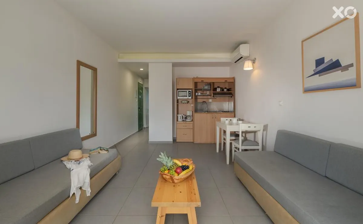 Erato Beach Hotel
