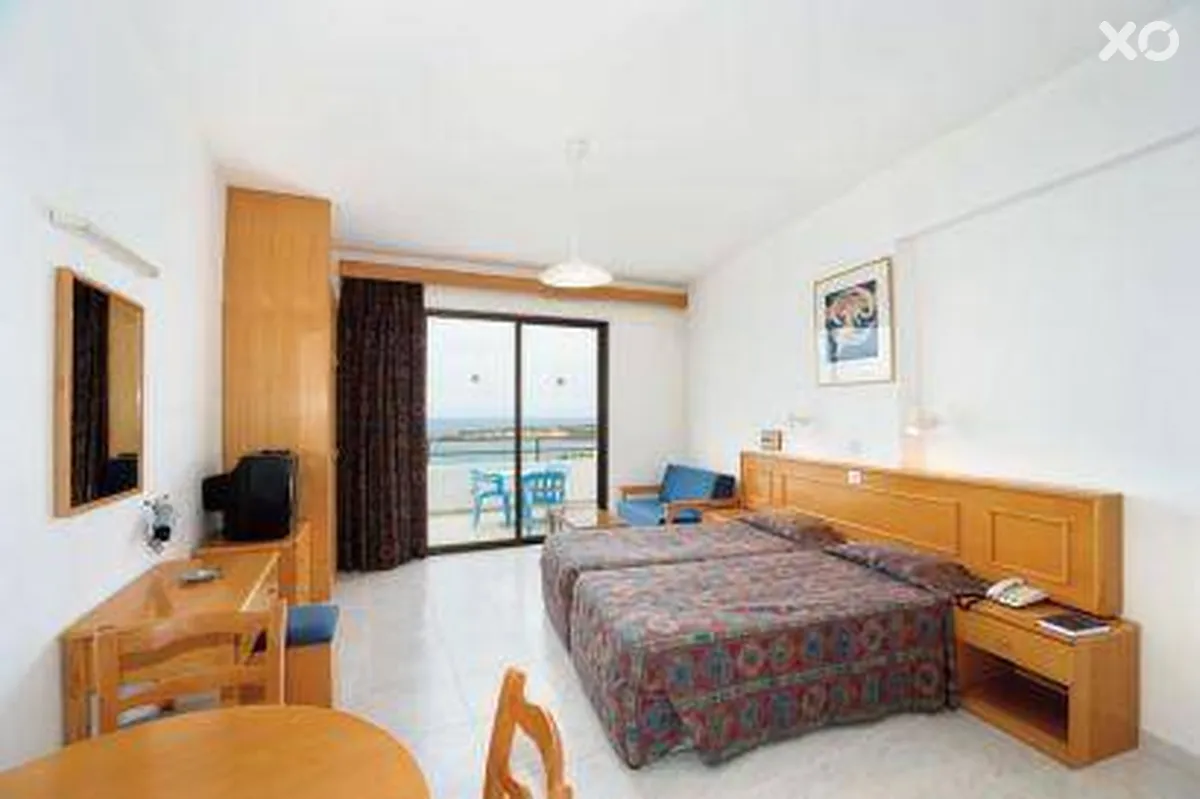 Corallia Beach Hotel Apts