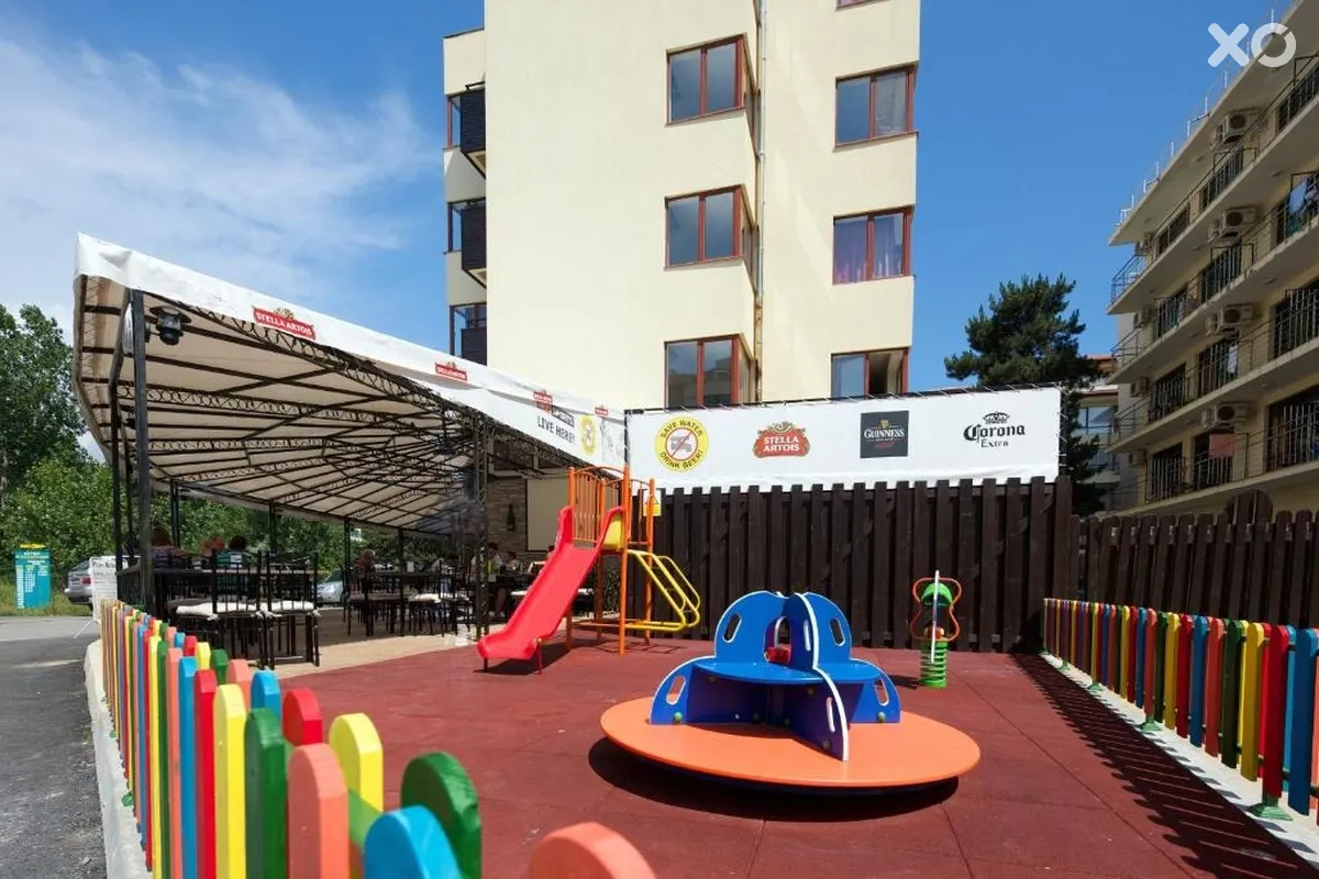 Lira Hotel