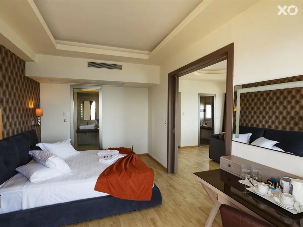 Pegasos Deluxe Beach Hotel
