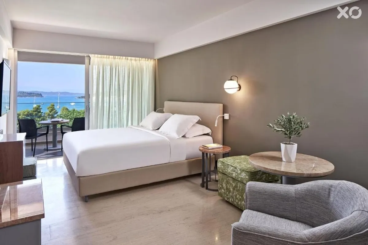 AKS Porto Heli Hotel