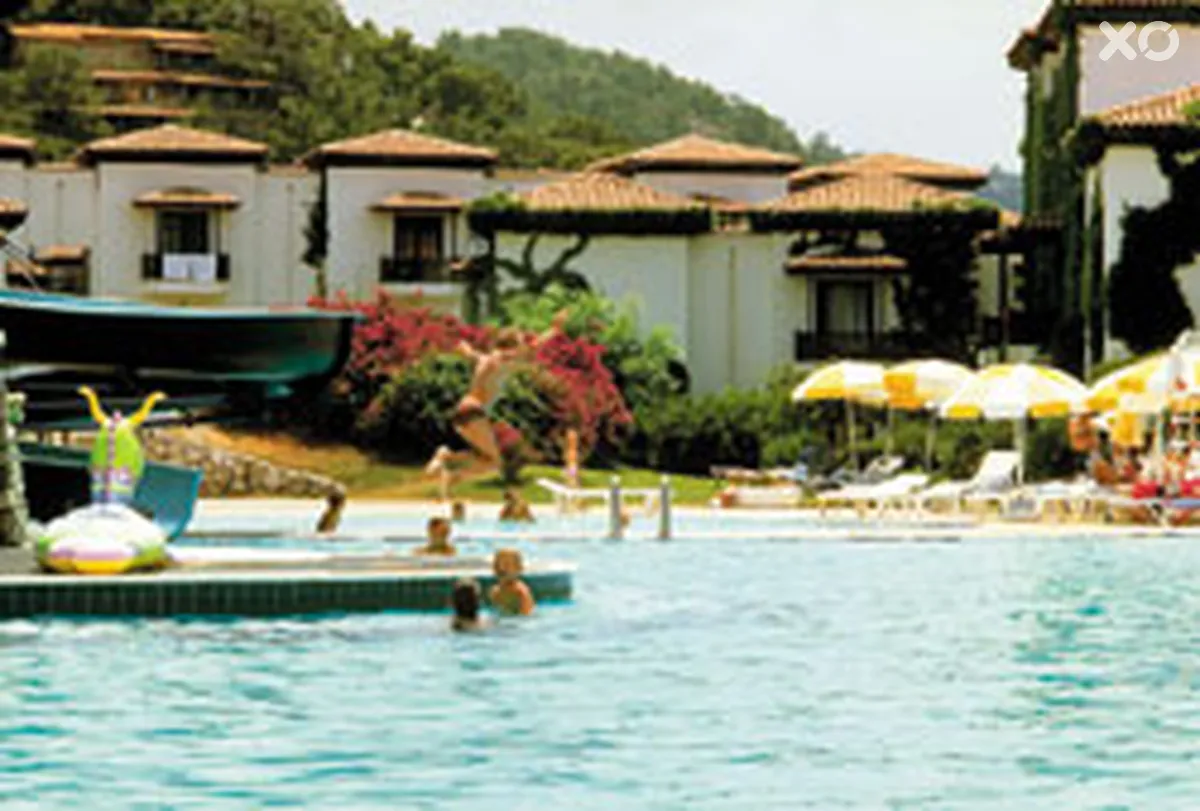 Pan Mayer Suite Hotel