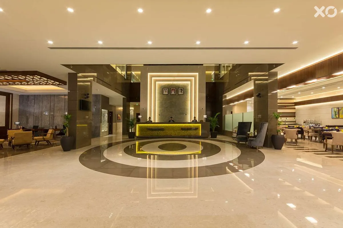 Golden Tulip Media Hotel