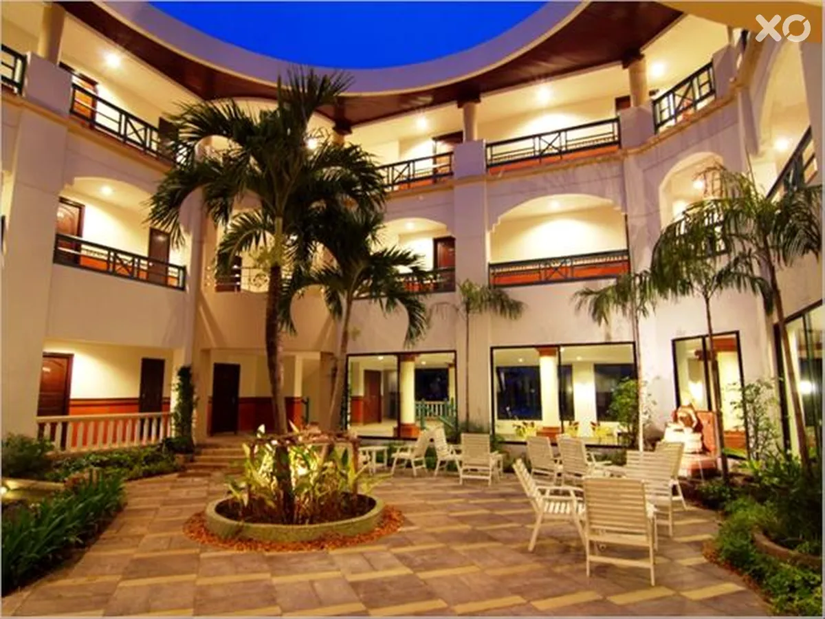 Phi Phi Island Cabana Hotel