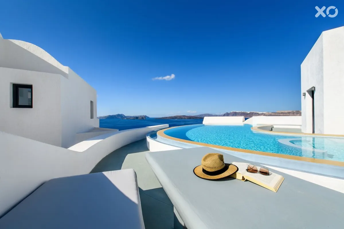 Ambassador Aegean Luxury Hotel & Suites