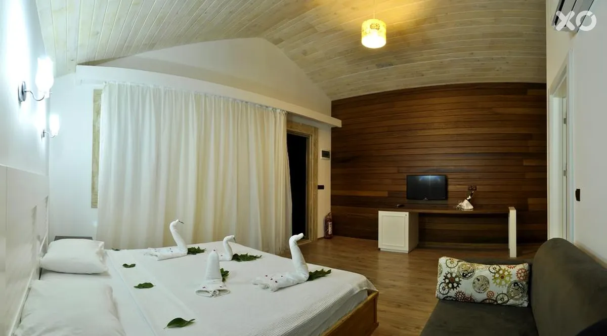 Apella Hotel