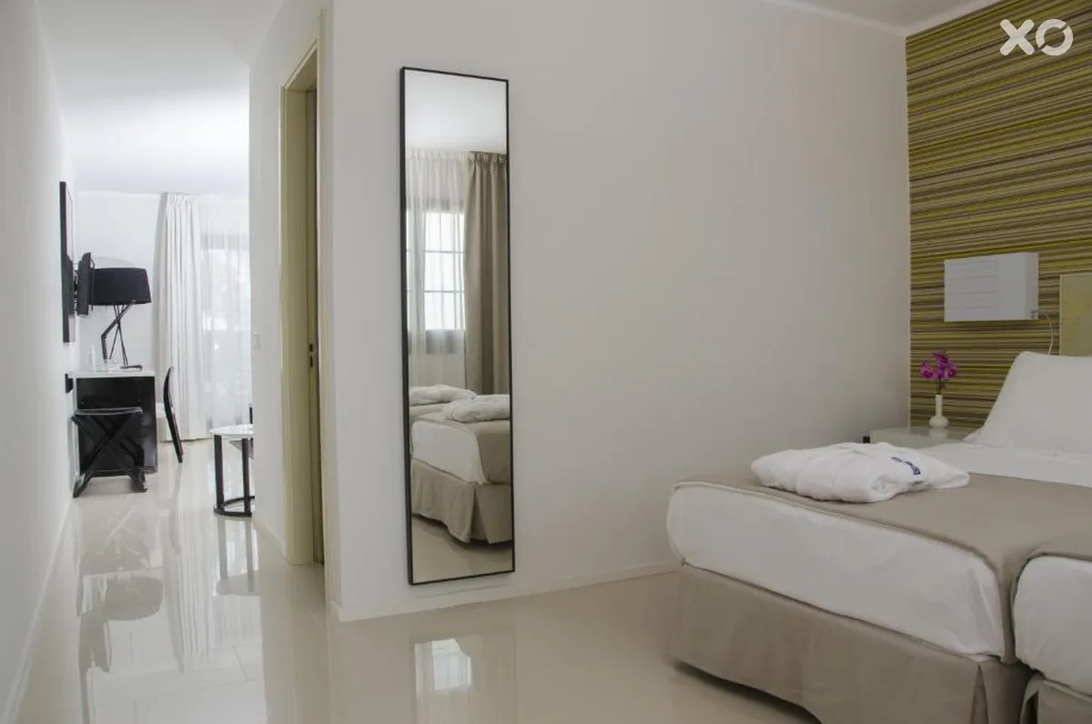 H10 White Suites Boutique Hotel