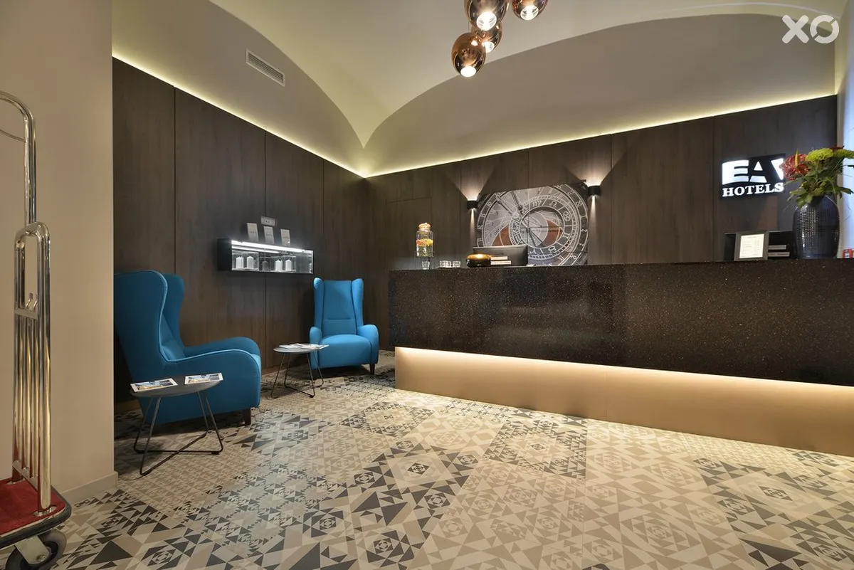 EA Hotel New Town