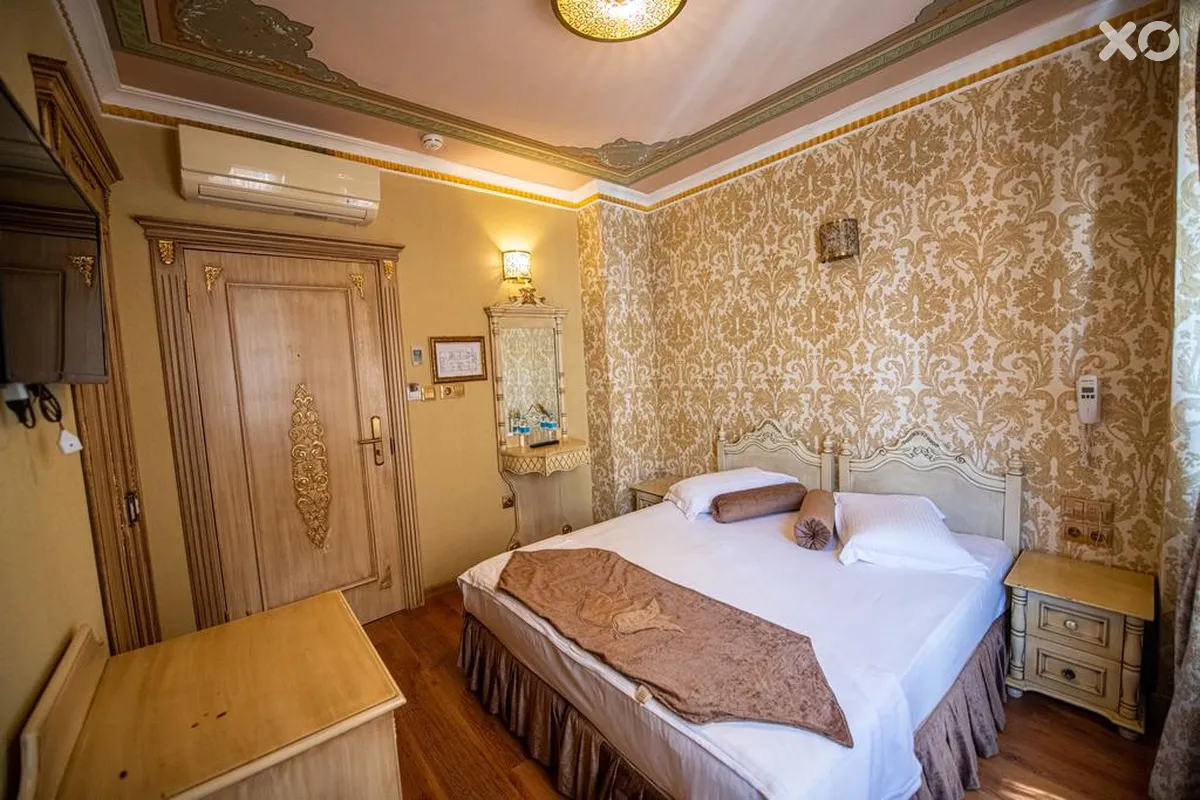 Kaftan Hotel
