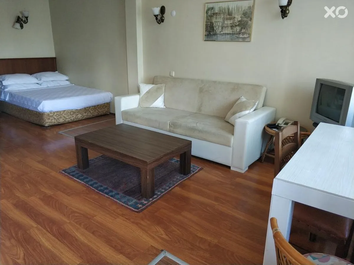 Hali Hotel