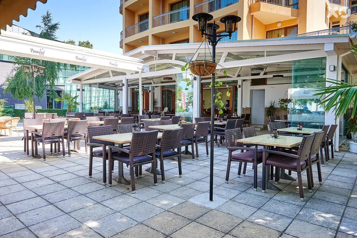 Paradise Pomorie Hotel