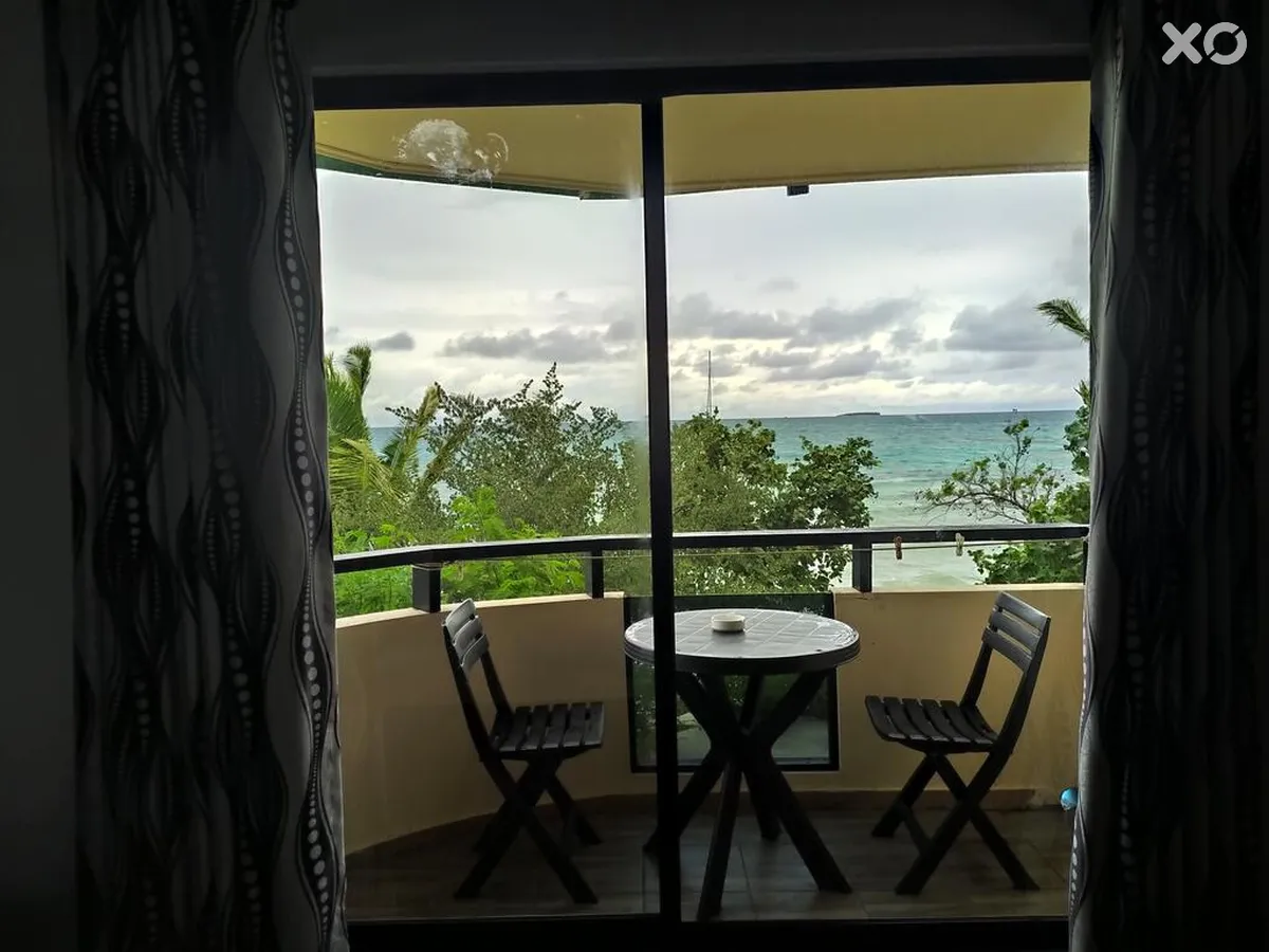 Crown Beach Hotel