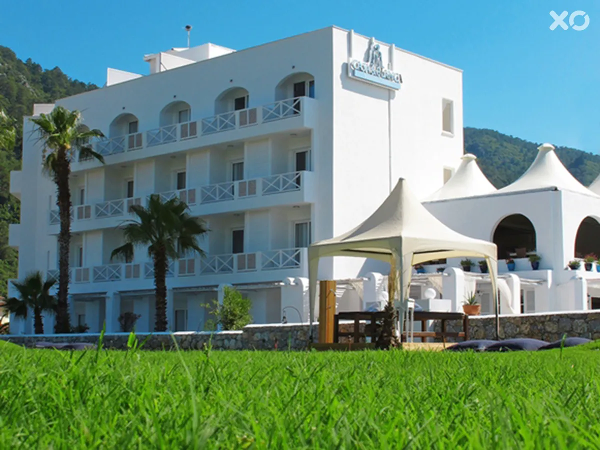 Casa Blanca Beach Hotel