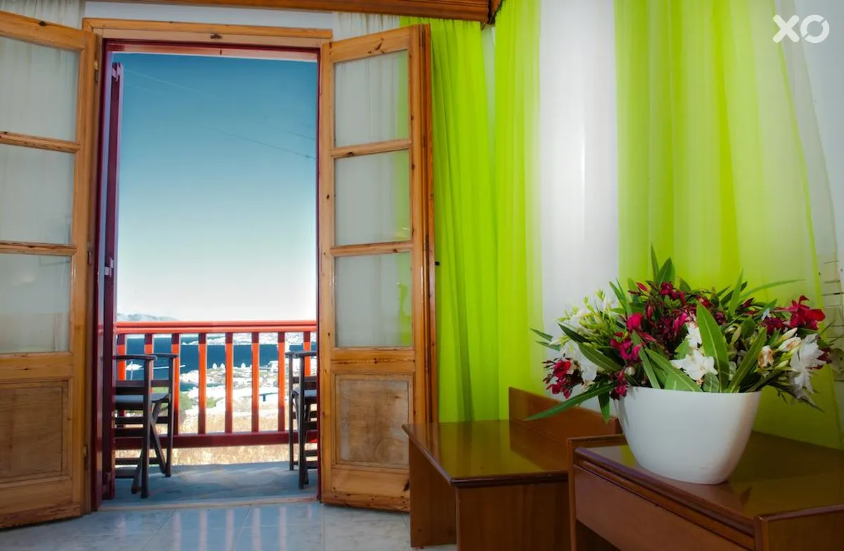 Charissi Hotel