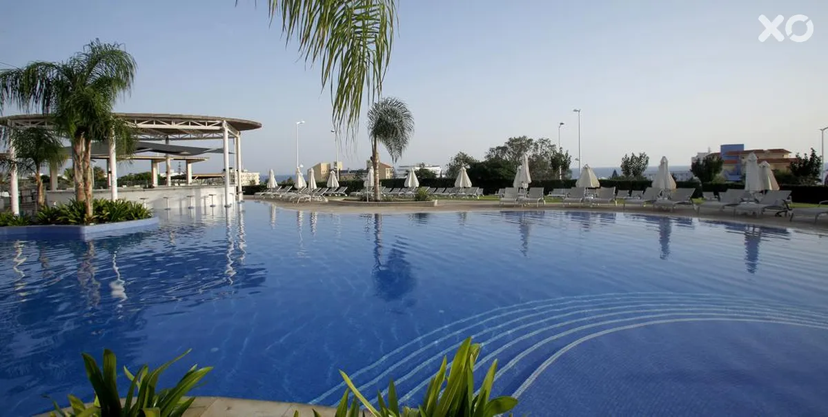 Sunrise Oasis Hotel