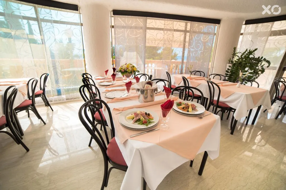 Kastel Hotel