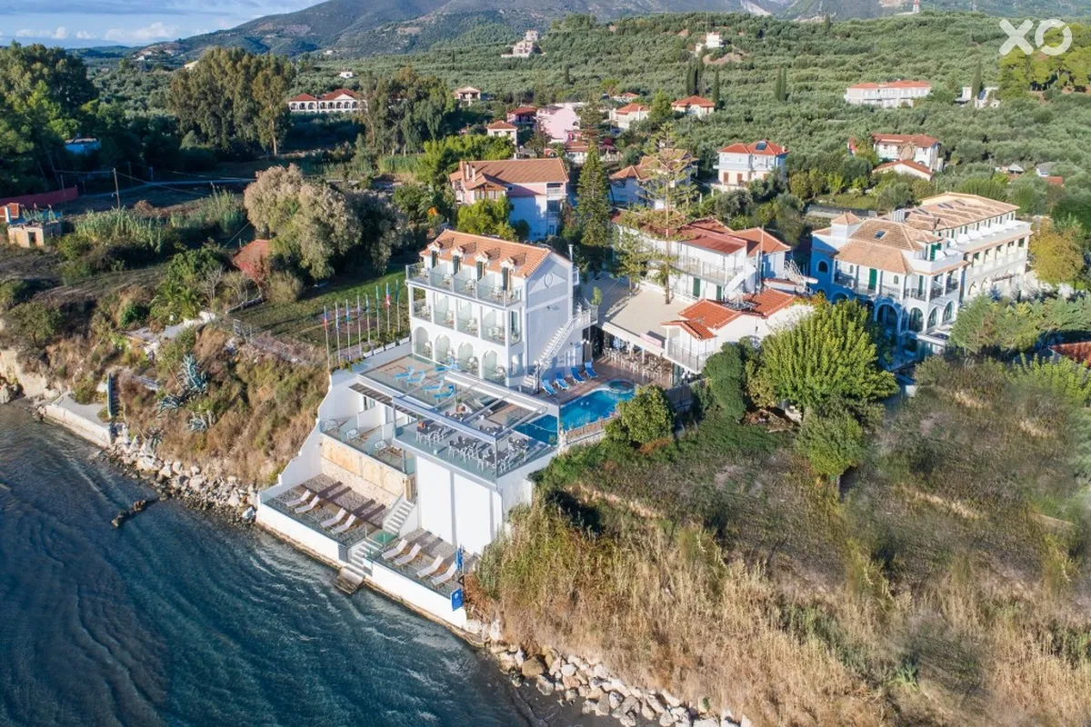 Denise Beach Hotel
