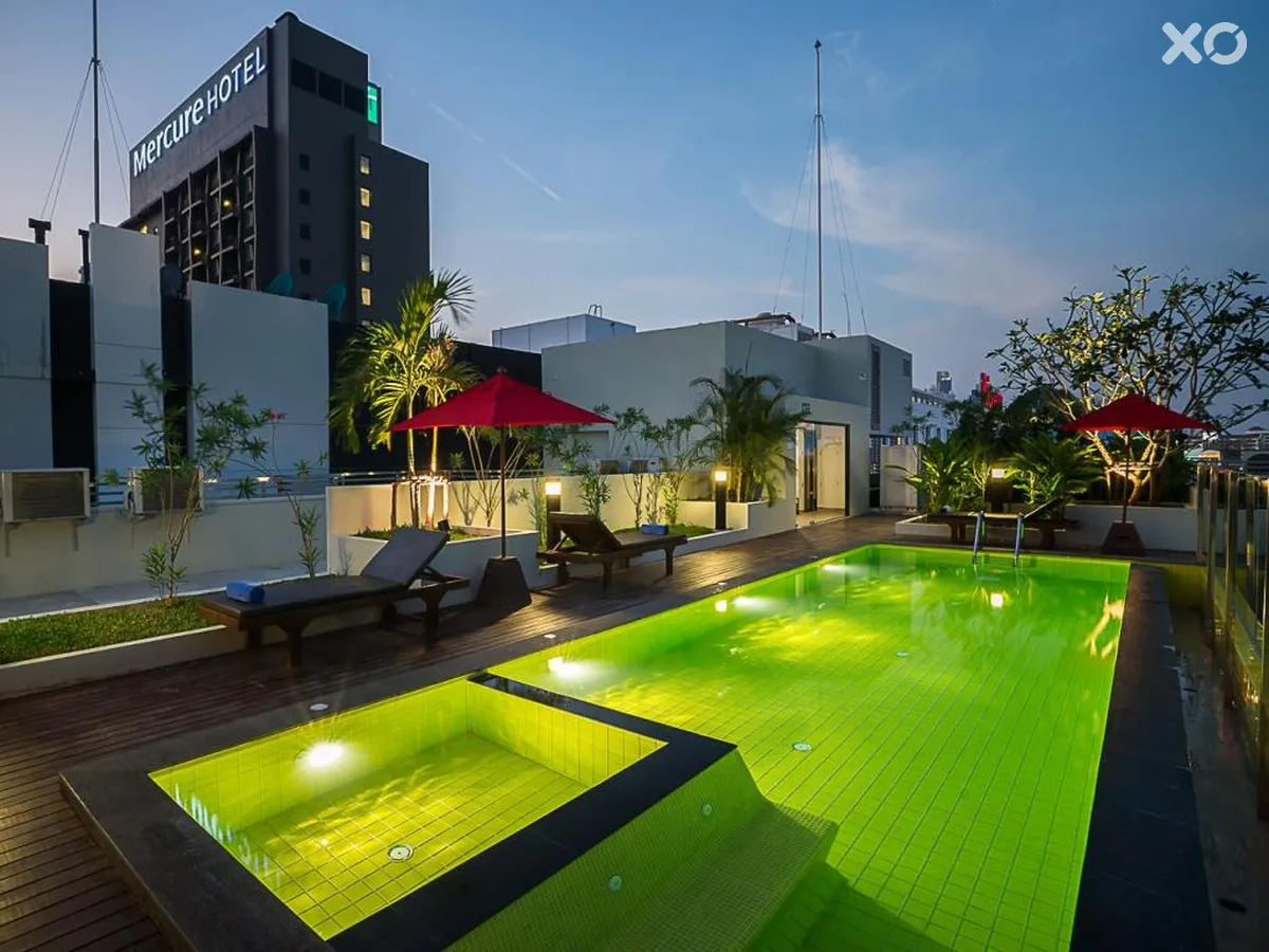 Sunshine Hip Hotel