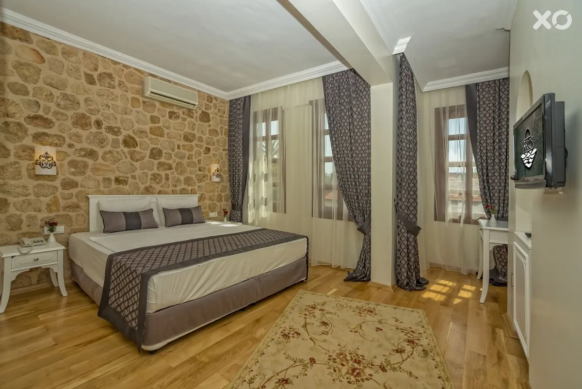 Argos Hotel