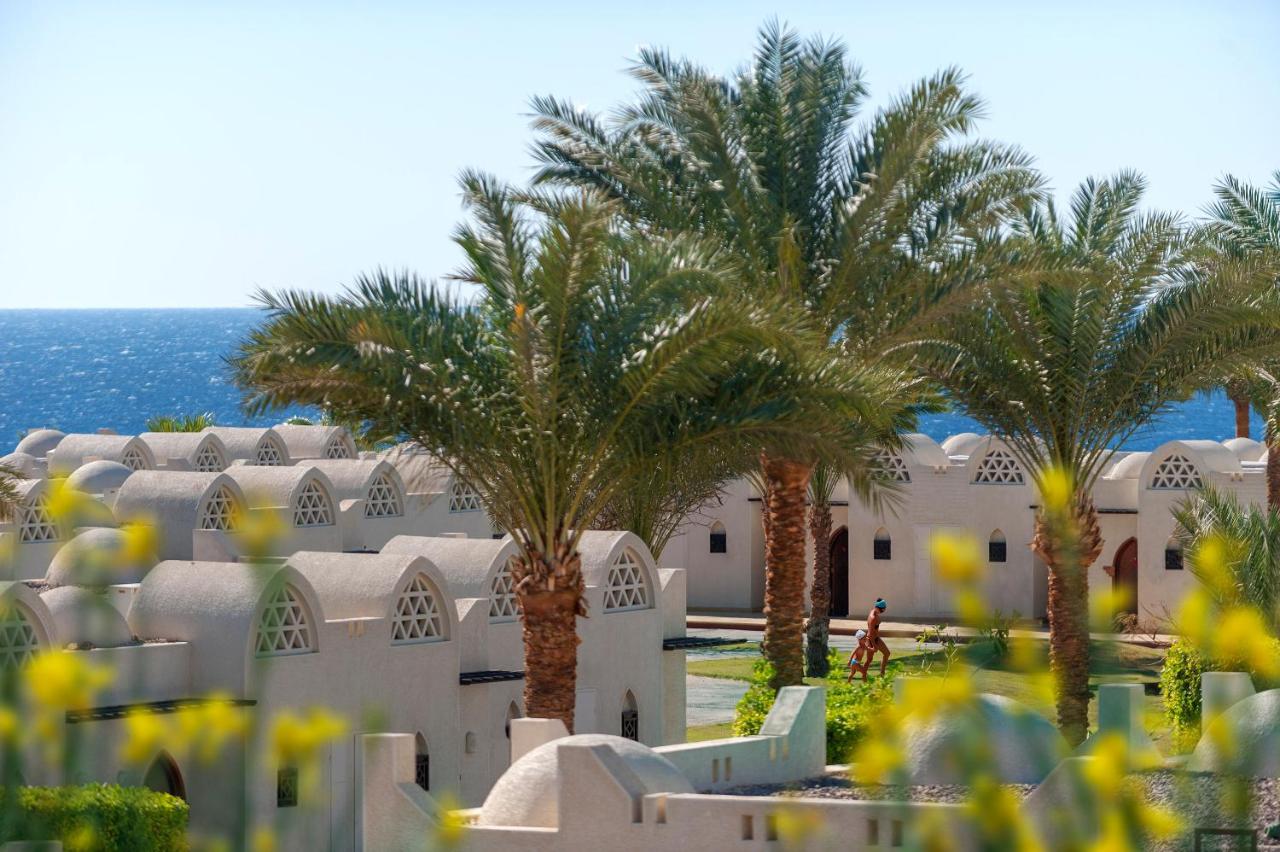 Reef Oasis Beach Resort