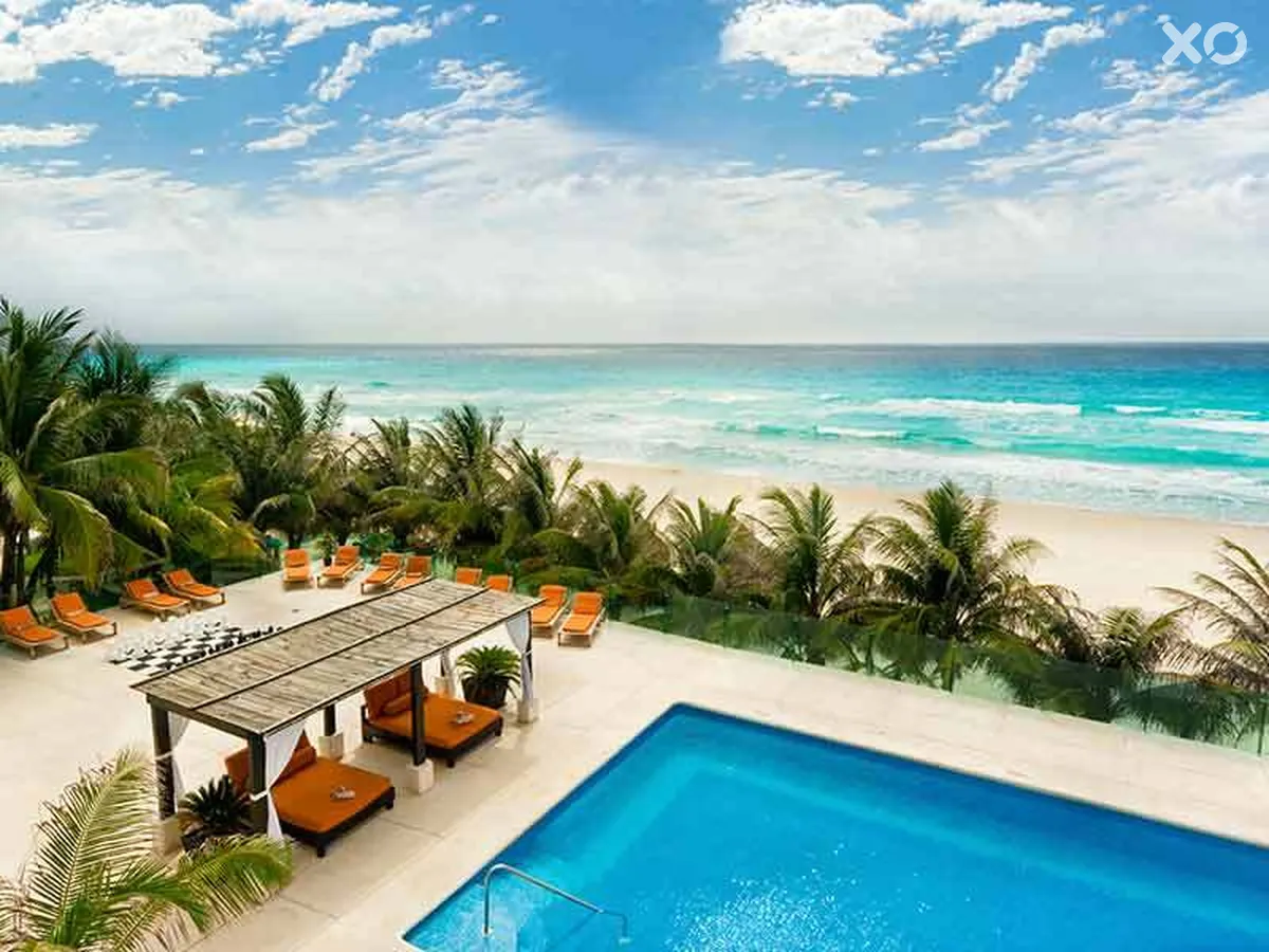 Flamingo Cancun Resort