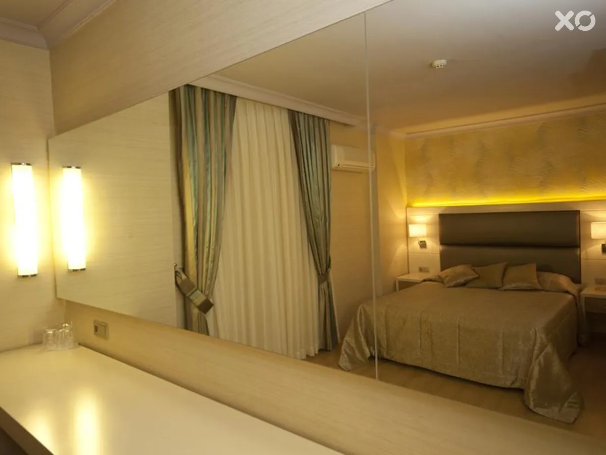 Grand Faros Hotel
