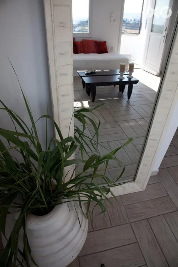 Ostraco Suites