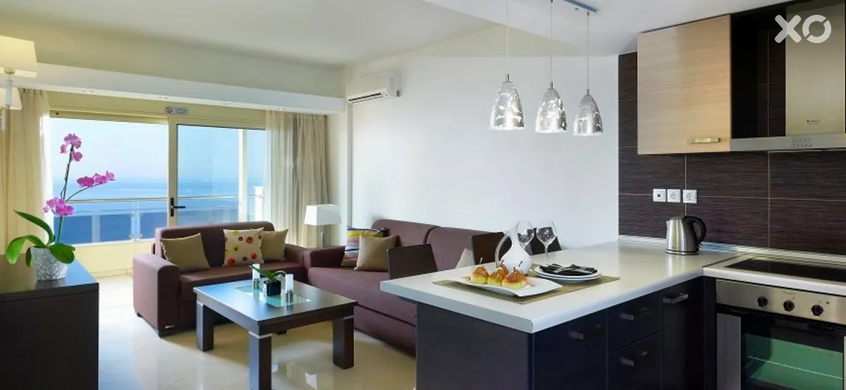 Macaris Suites & Spa
