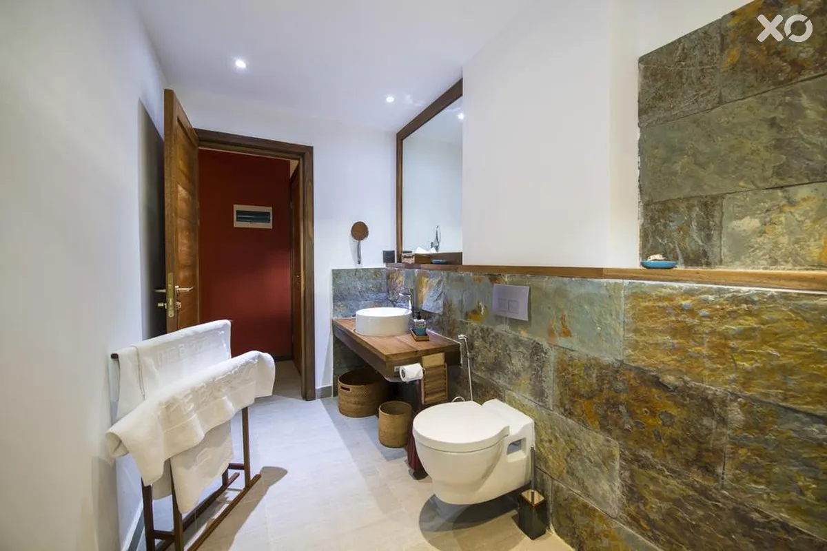 The Barefoot Eco Hotel