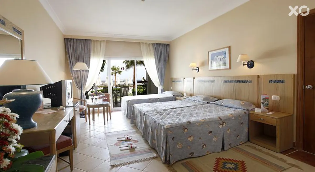 Ivy Cyrene Island Resort