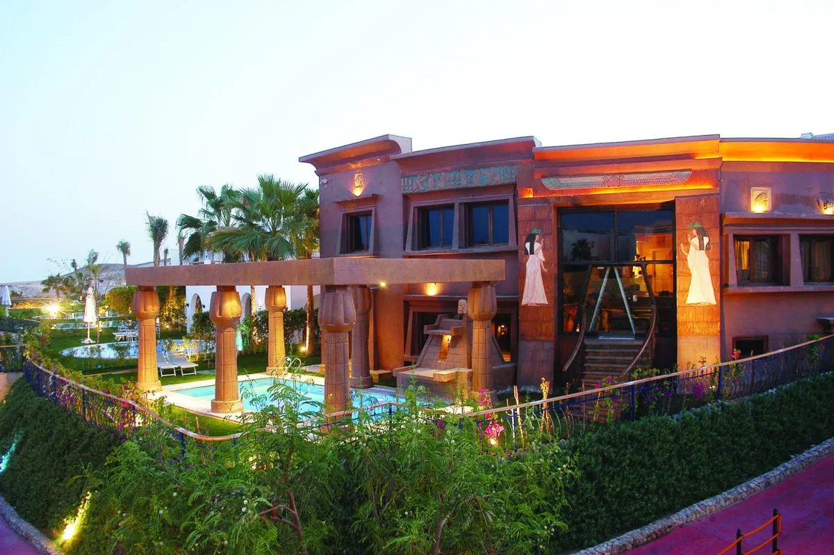Savoy Villas