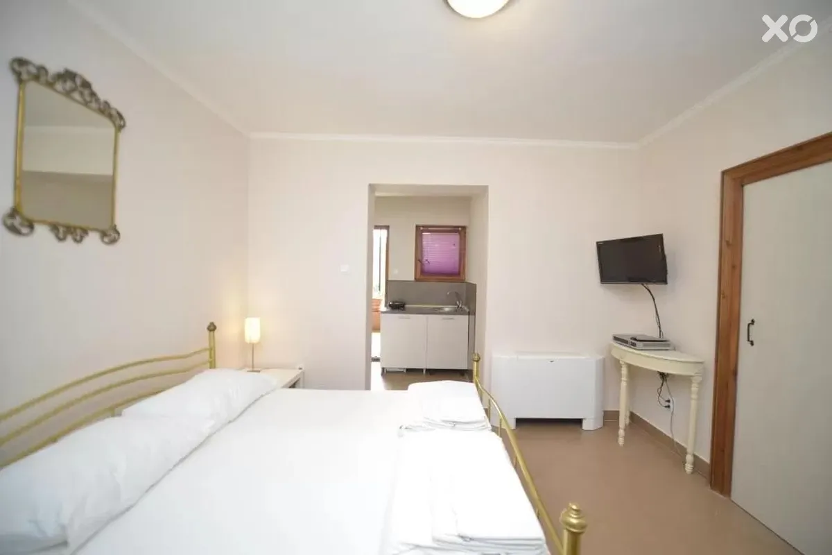 Tianis Apartments