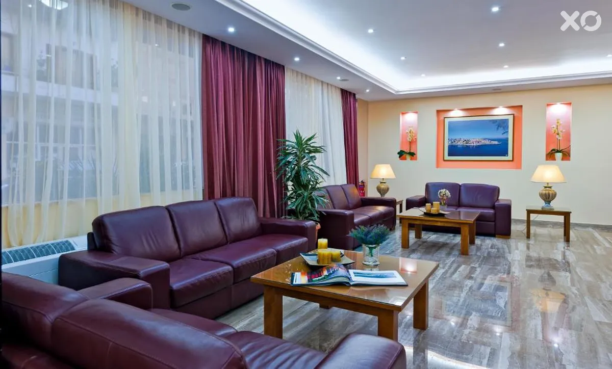Nefeli Hotel