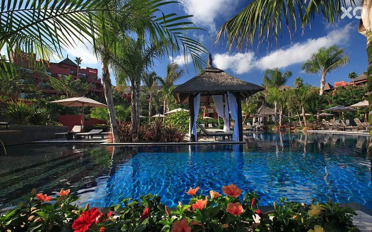 Asia Gardens Hotel & Thai Spa a Royal Hideaway Hotel