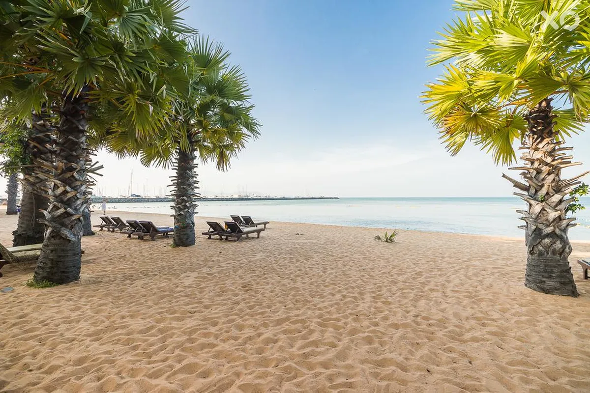 Ravindra Beach Resort & Spa