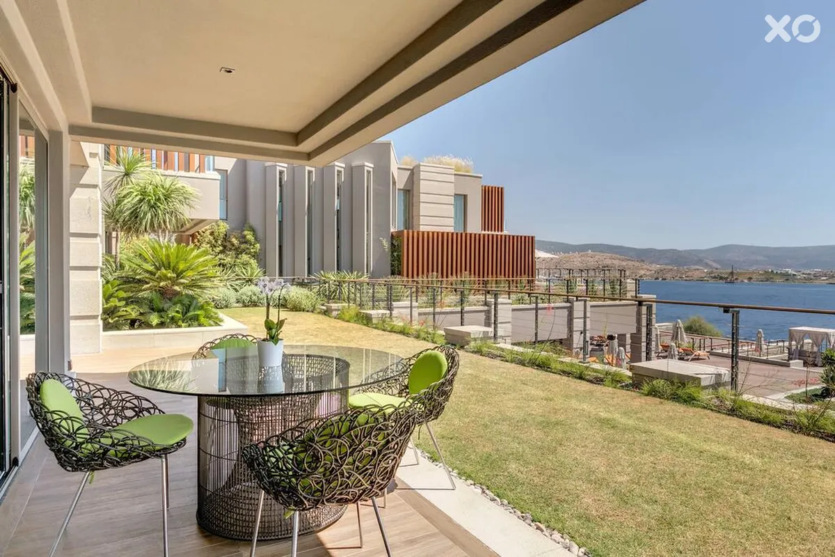 Caresse a Luxury Collection Resort & Spa