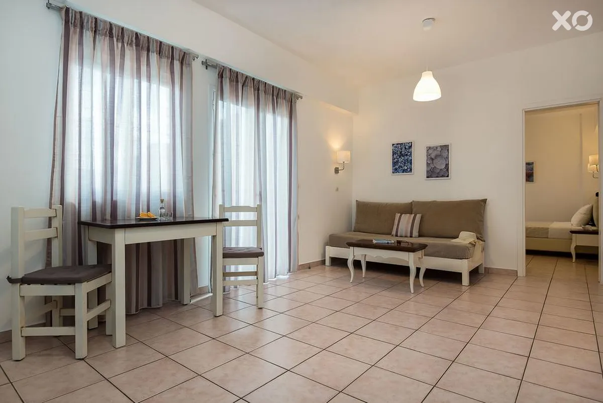 Diamond Apartments & Suites