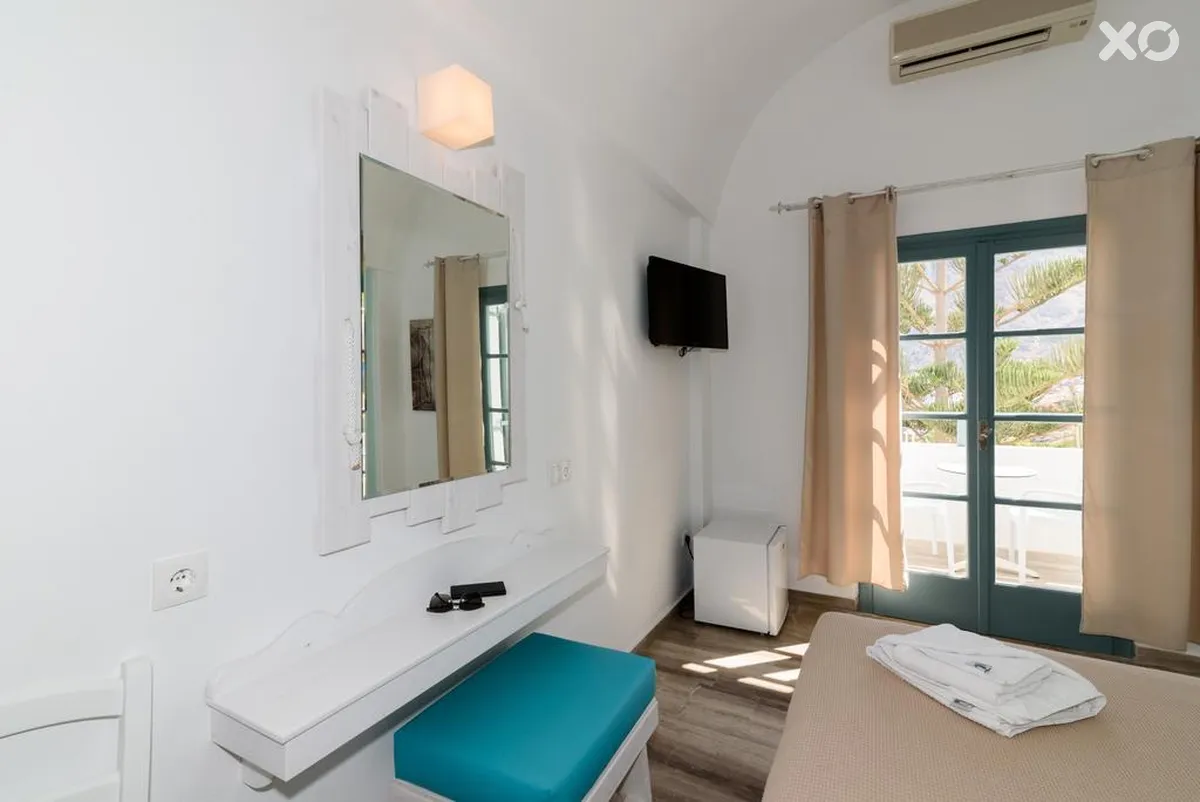 Iris Boutique Hotel