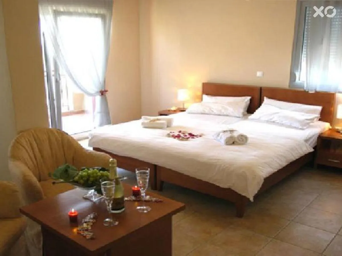 Ampelia Hotel